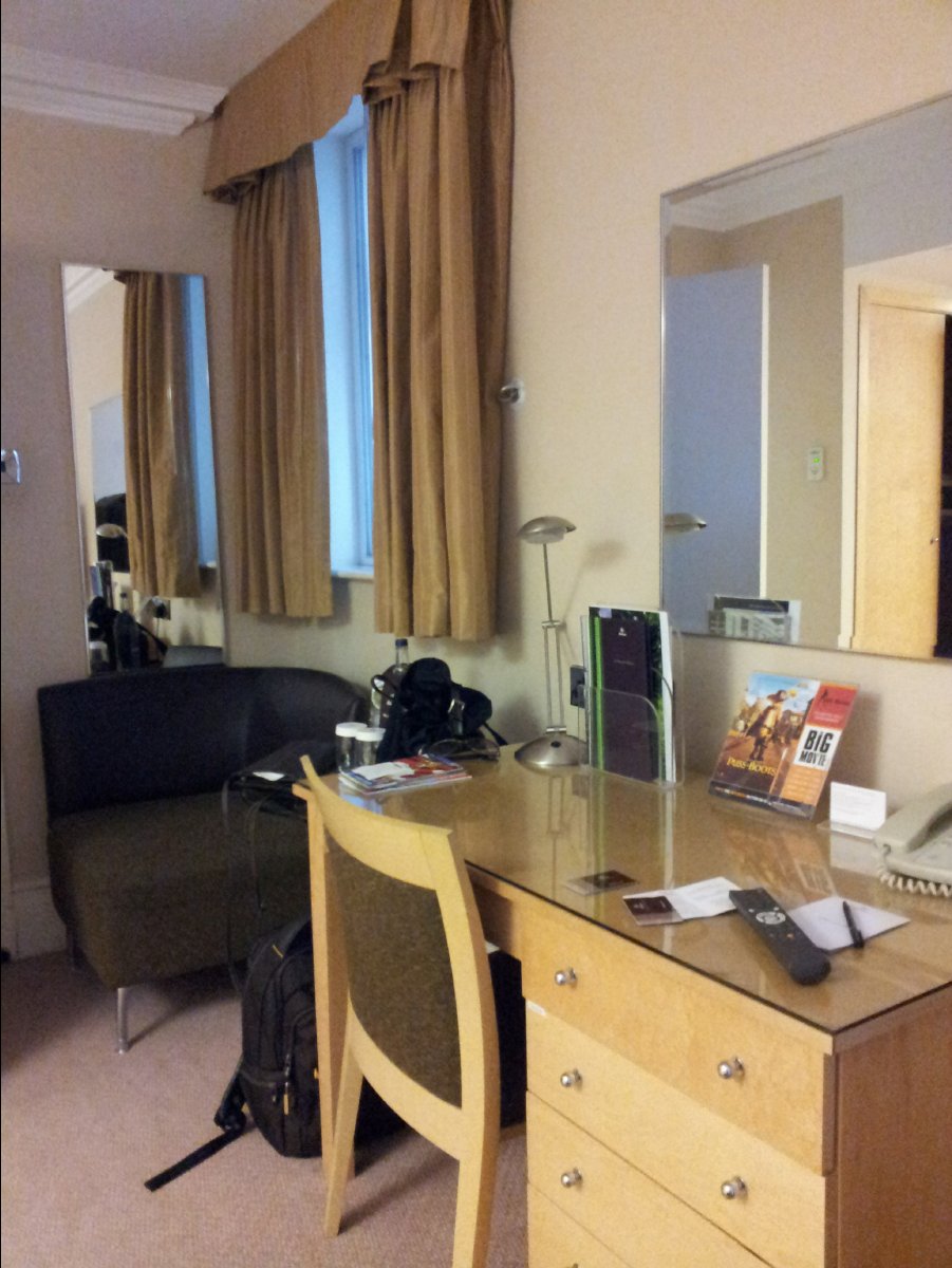 Hilton Hyde Park04